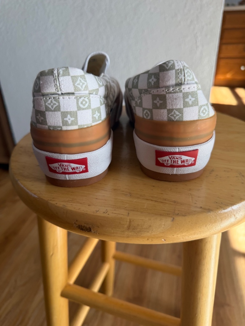 Custom platform Vans - Picture 3 of 7